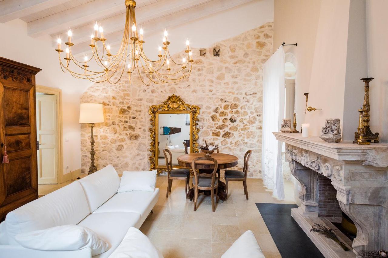 Вилла Dimora Di Catullo - Ospitalita Di Charme Палаццоло-Акреиде Экстерьер фото