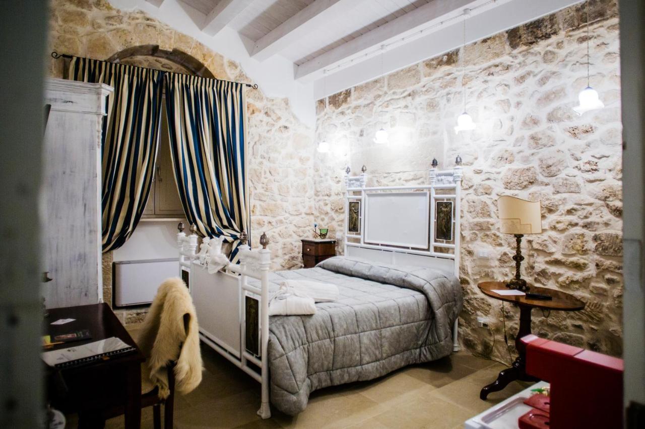 Вилла Dimora Di Catullo - Ospitalita Di Charme Палаццоло-Акреиде Экстерьер фото